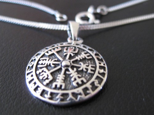 Vegvisir kompass mit runen - kompass,